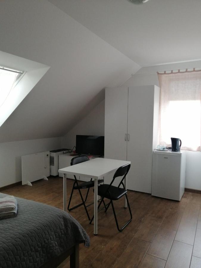 Séjour chez l'habitant Sobe Pri Rozi *